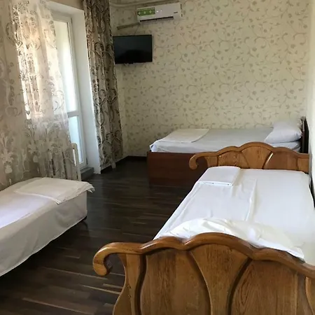 дина